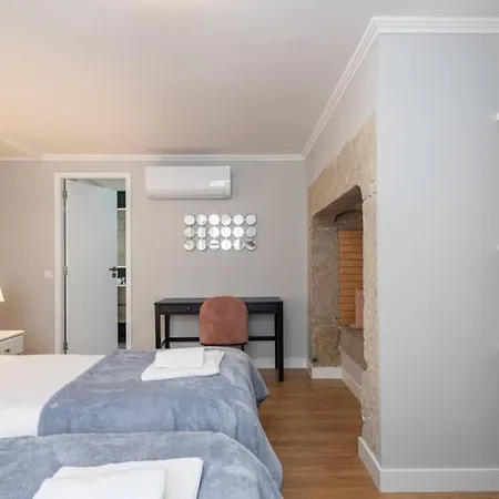 Apartmán Fanqueiros 96 - Balcony Over *