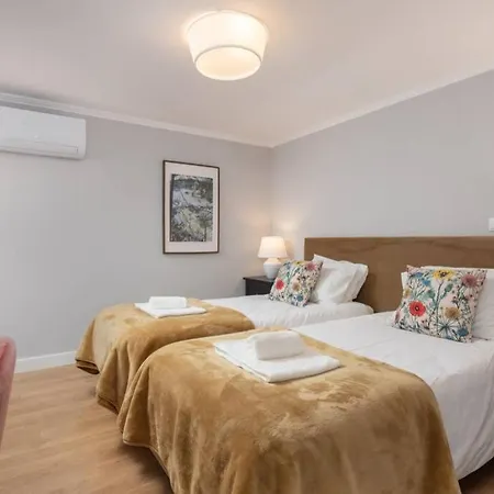 Fanqueiros 96 - Balcony Over *